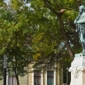 Bessenyei György szobra -galerie image du monument commémoratif